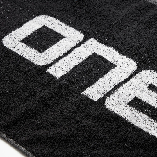  ACC-GKTOWEL ONE Goalkeeper Glove Towel (Black) 