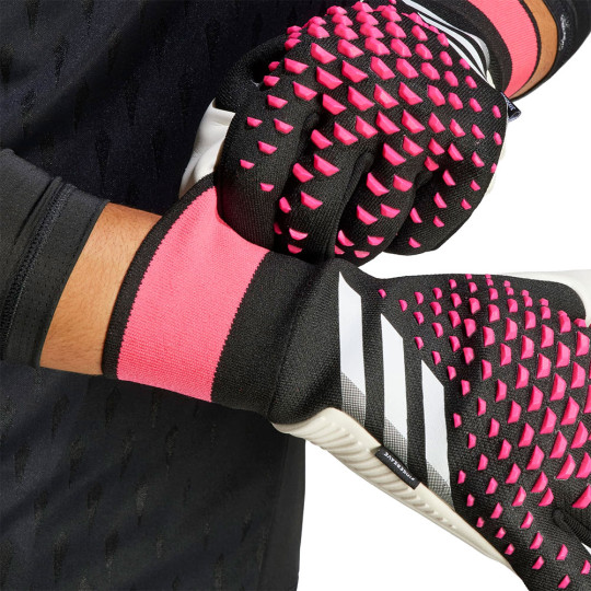 adidas Predator PRO Fingersave Goalkeeper Gloves Black/Shock Pink