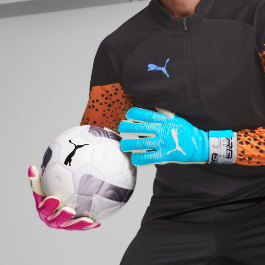 Puma Ultra Grip 1 Hybrid Tricks x 2014 World Cup Goalkeeper Gloves