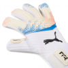 04206511 Puma FUTURE Pro Hybrid EDERSON Goalkeeper Gloves White / Glow