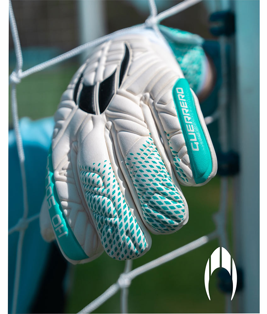 Junior Goalkeeper Gloves 2026 the latest junior goalkeeper gloves