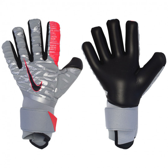 nike goalie gloves kids