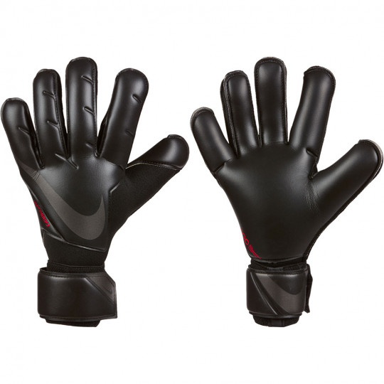 nike gloves for soccer