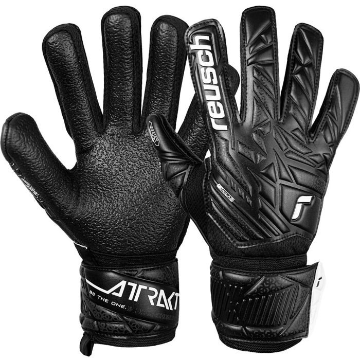 55726157700 Reusch Attrakt Resist Junior Goalkeeper Gloves Black